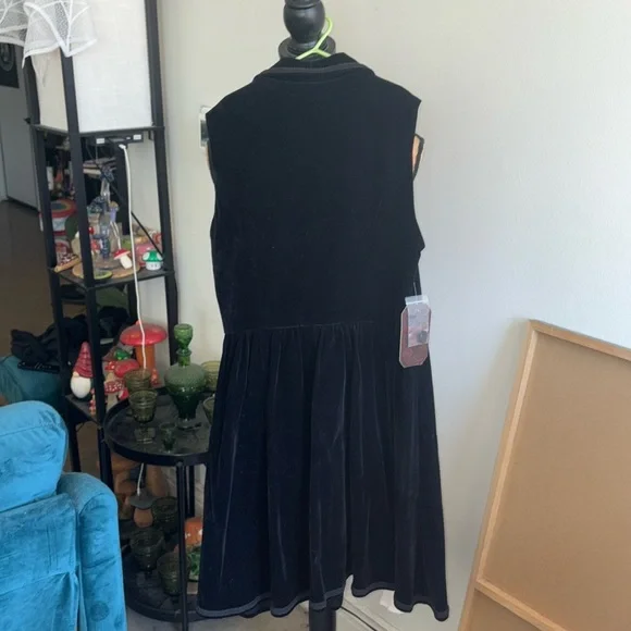 AHS Bellhop Dress NWT - Picture 4 of 7